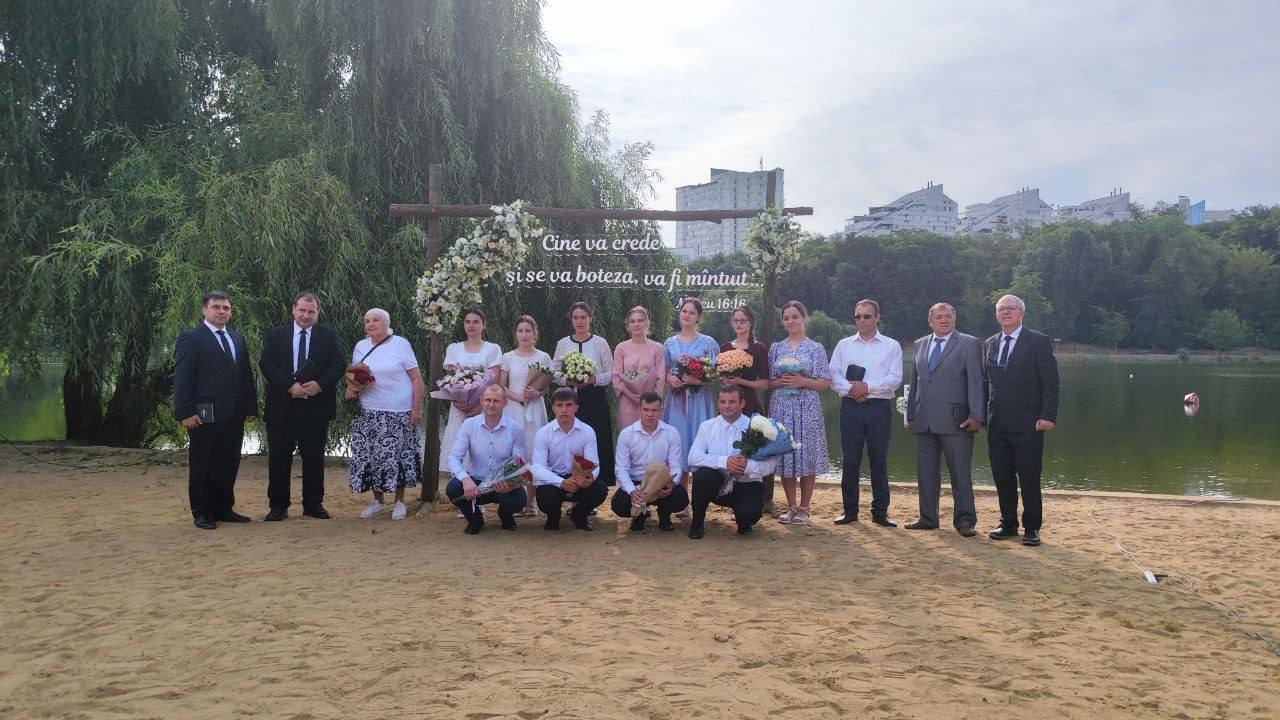 Крещение в Церкви г. Кишинев